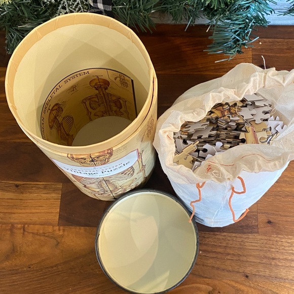 Cavallini Vintage Skeleton Puzzle - Picture 4 of 5